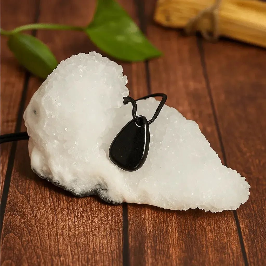 Collar de Turmalina Negra en Caramelito – Protección y Estabilidad - Colgante - Brujy Magic