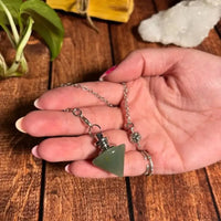 Péndulo de Aventurina Verde en Cono Pequeño