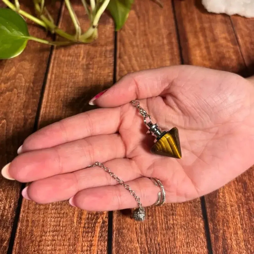 Péndulo de Ojo de Tigre en Cono Pequeño - Luary Magic